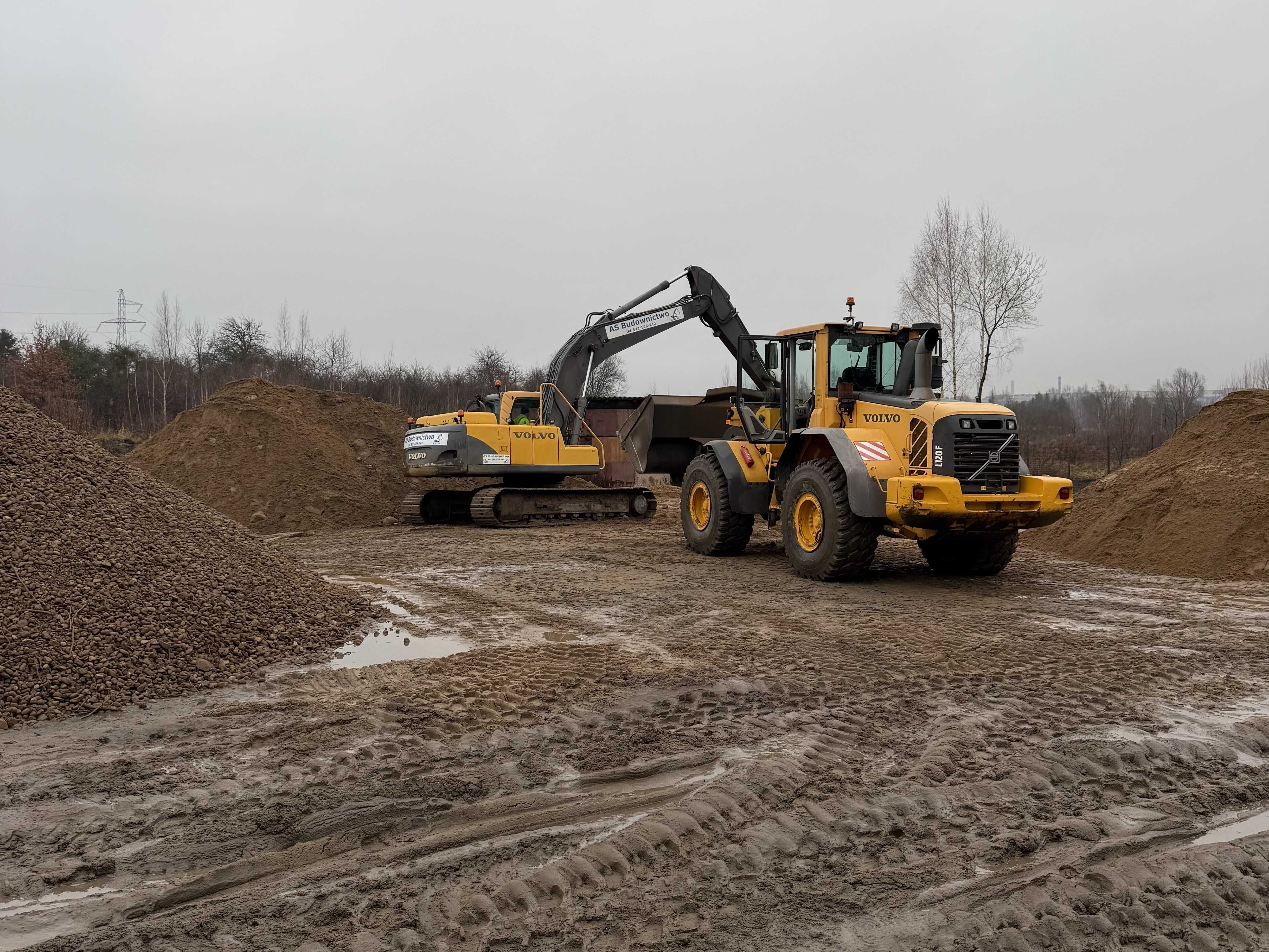 Wynajem kruszarki - Usługa kruszenia gruzu, betonu, cegły