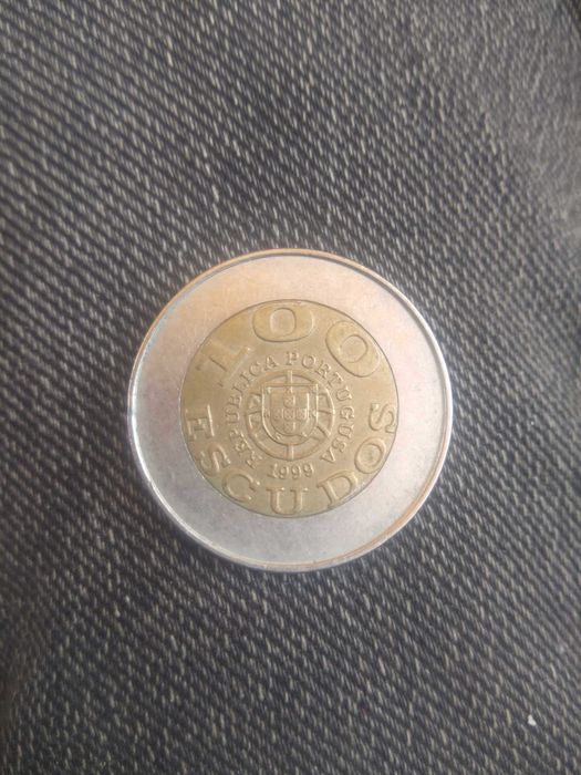 Moeda 100 escudos (1999) Erro de Cunhagem "Portugusa"