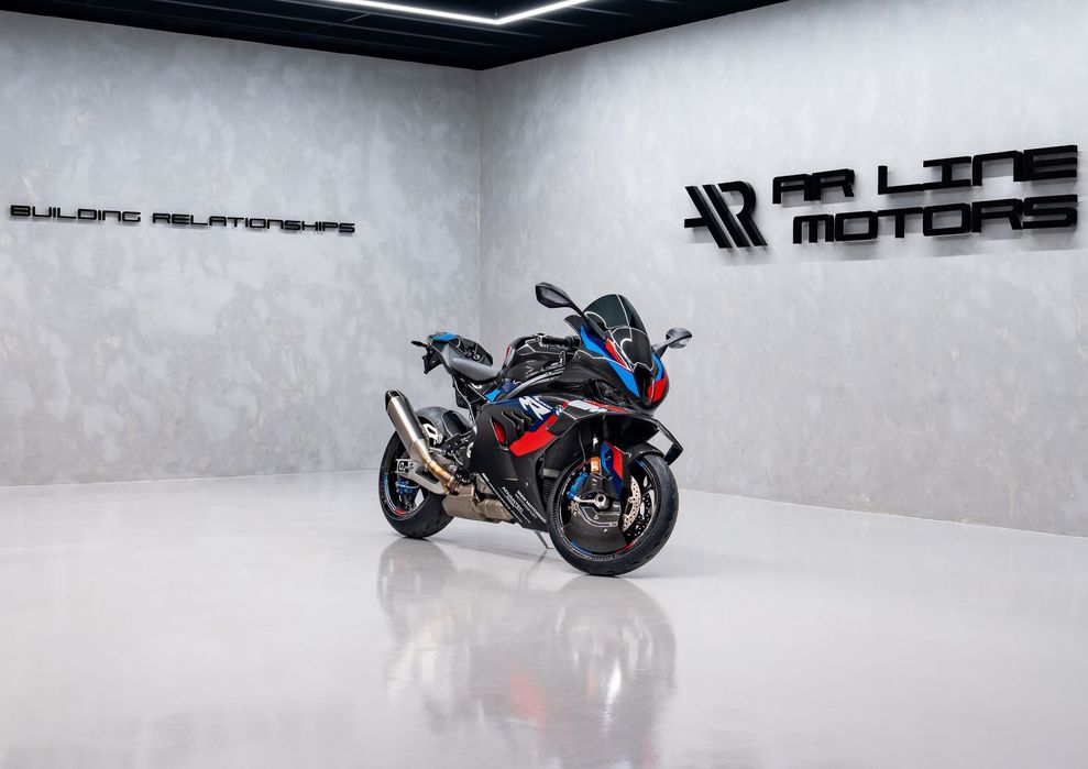 BMW M 1000 RR