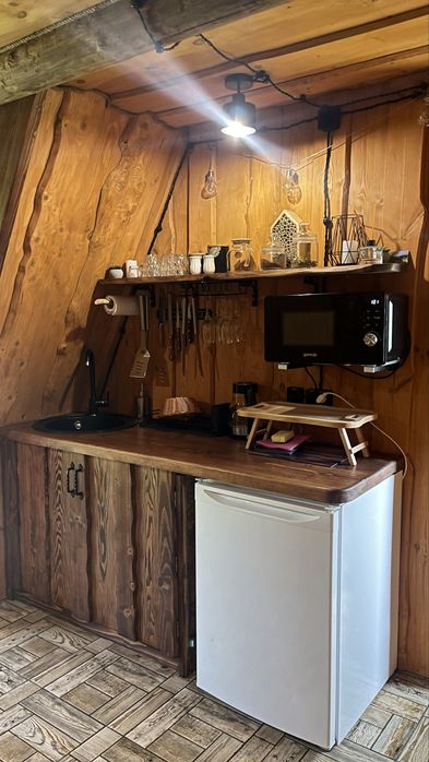 Будинок відпочинку “WOOD HOUSE” з басейном, чаном та баньою!