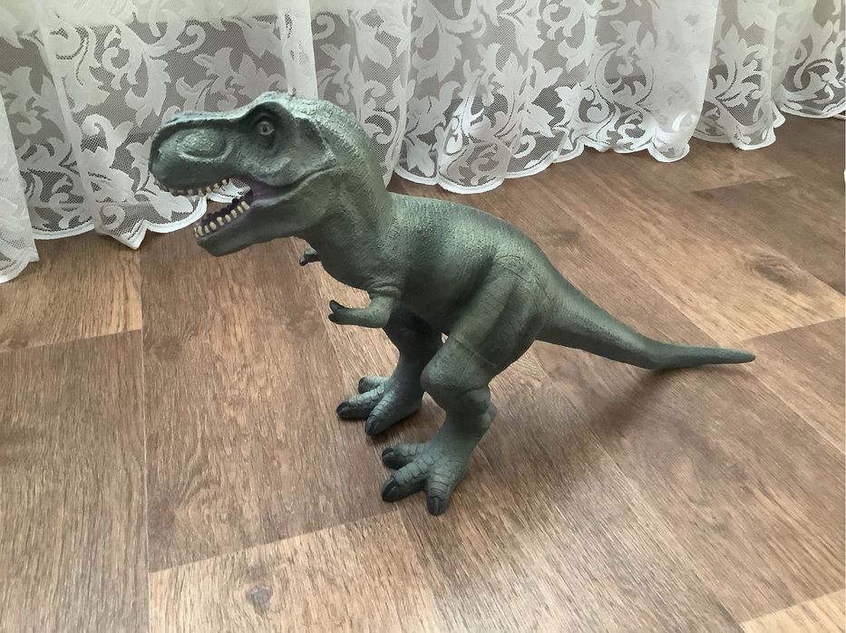 Игрушка резиновая Динозавр