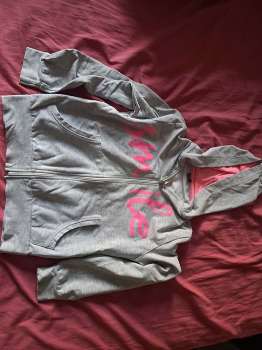 3 sztuk bluzy od 122-128