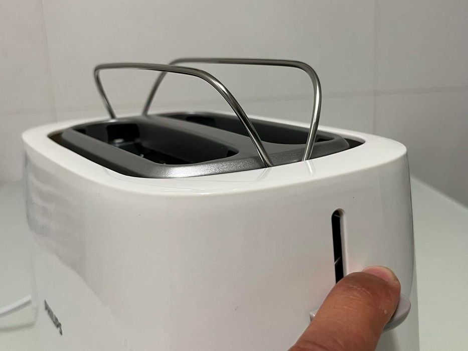 Torradeira Phillips Daily 830W 2 ranhuras - NOVO SELADO
