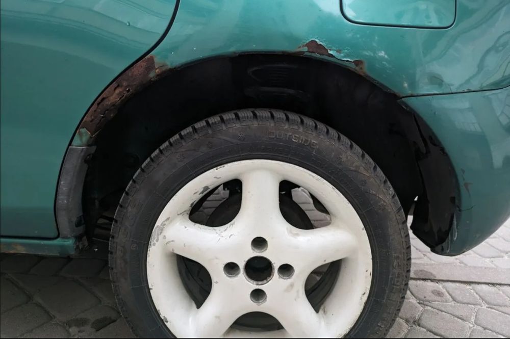 Продається Mazda 323f