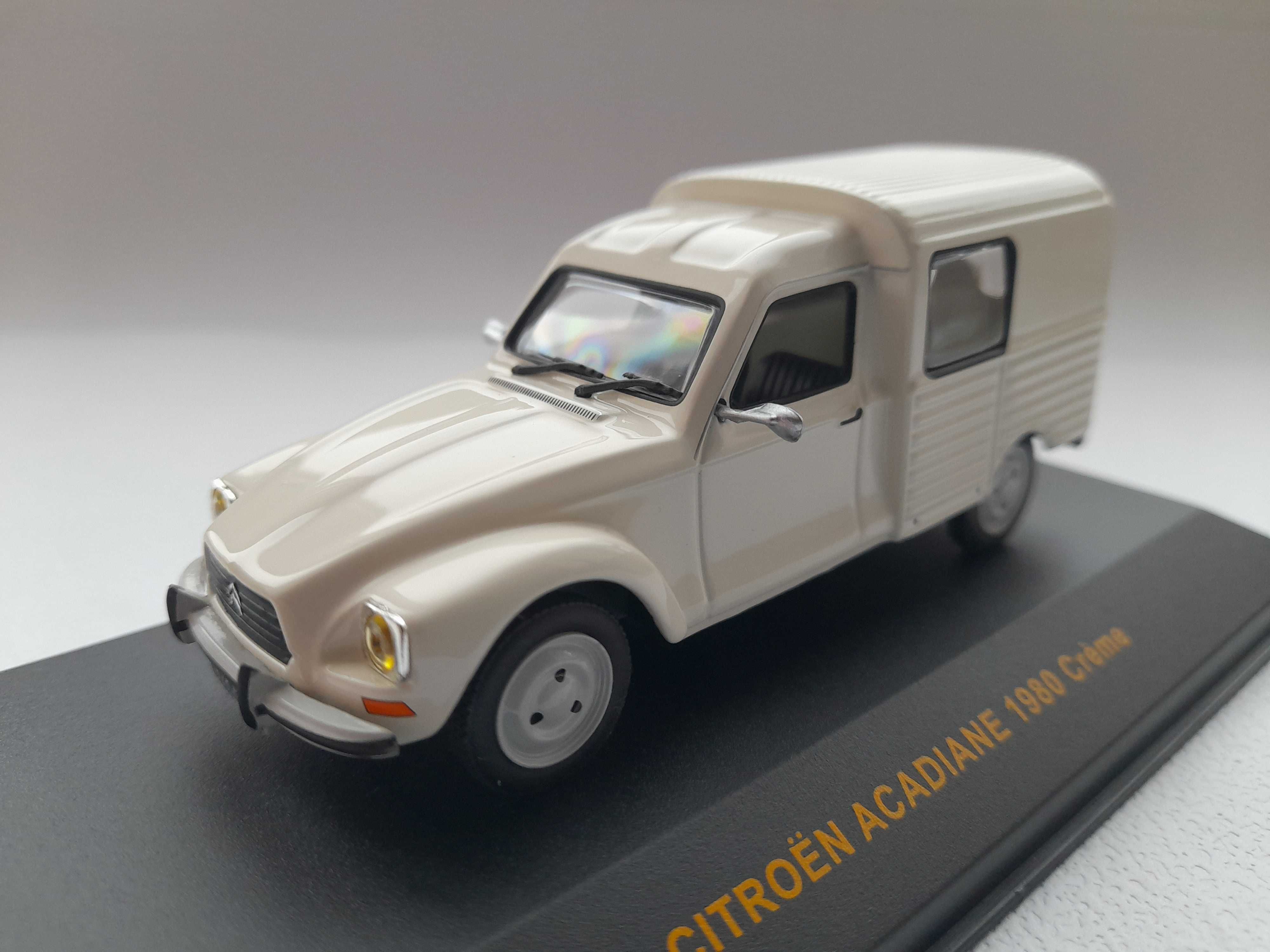 Коллекционная модель IXO Citroën Acadiane 1980 г., 1/43