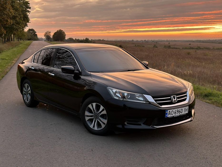 Honda Accord 2015 рік