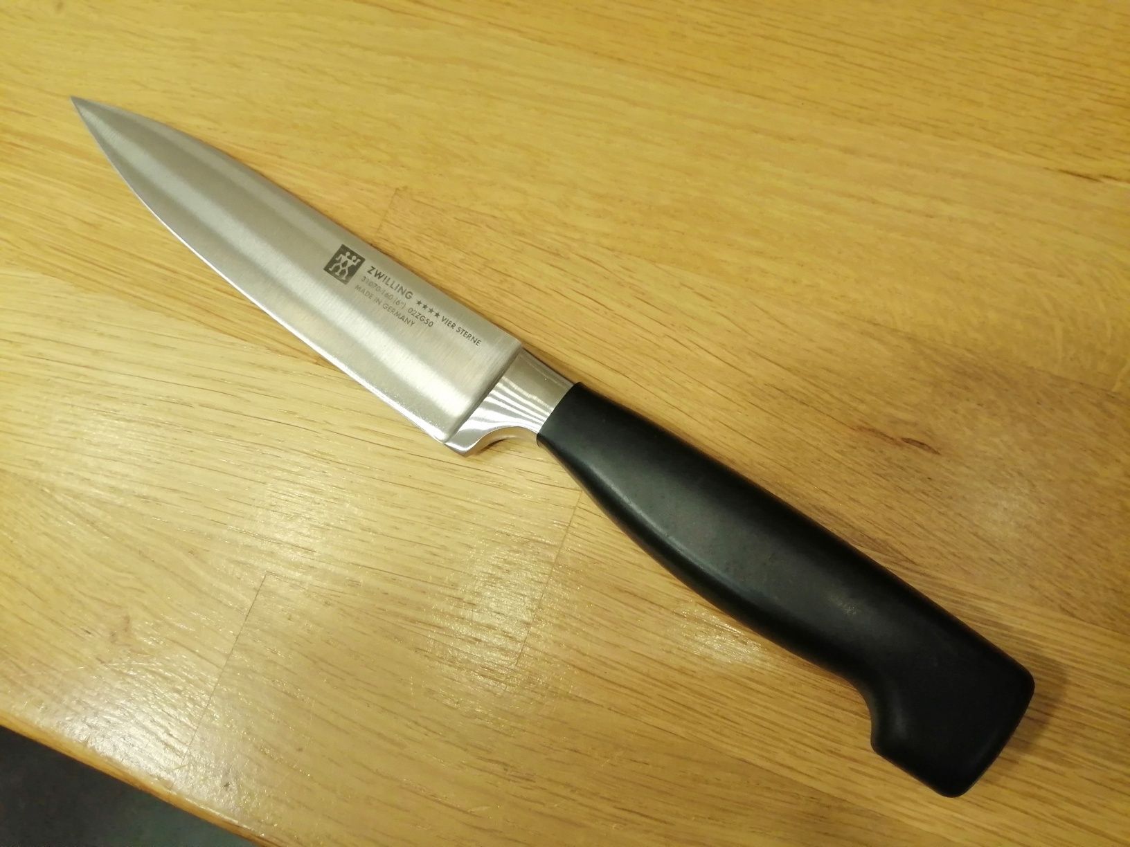 Niemiecki nóż ZWILLING Four Star 16cm uniwersalny / utility knife