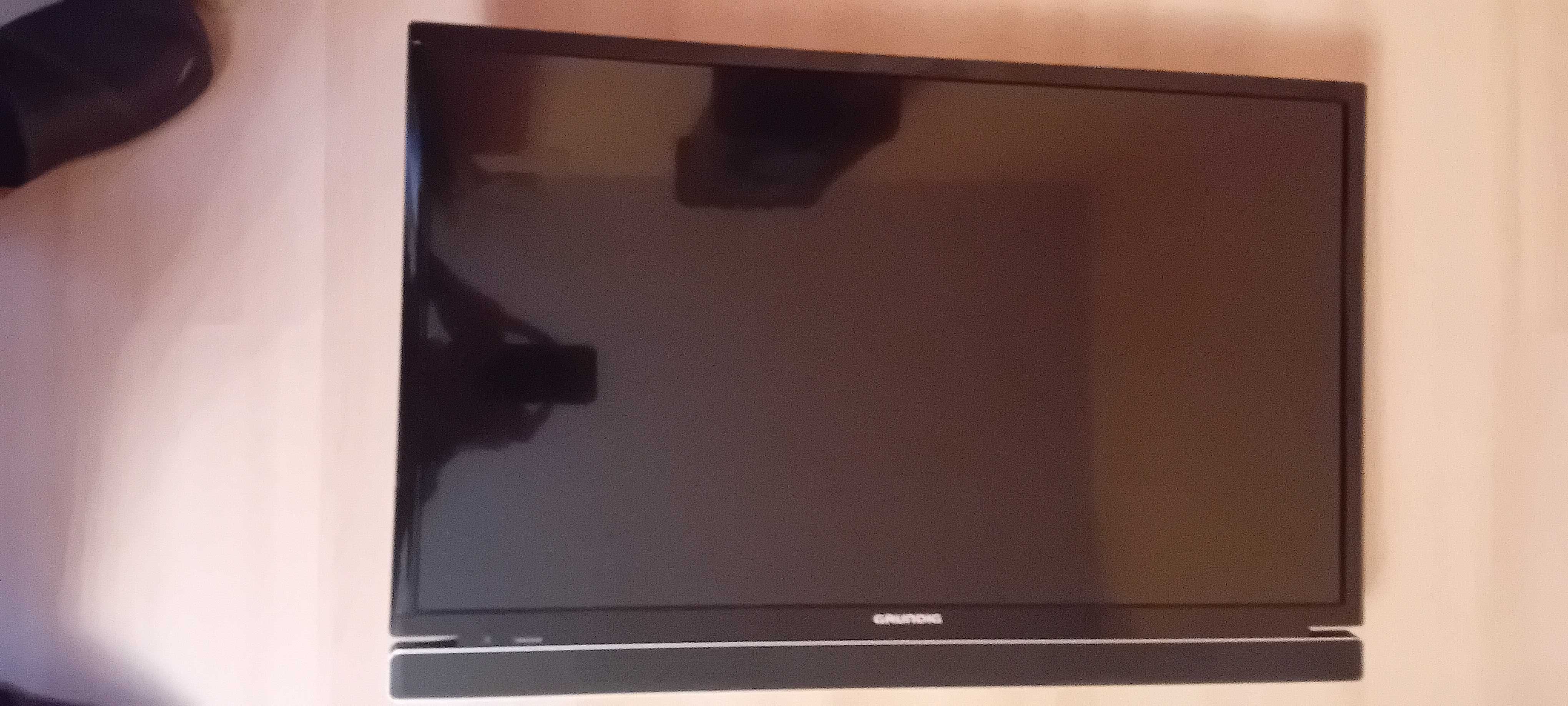 TV  32 cale , Grundig