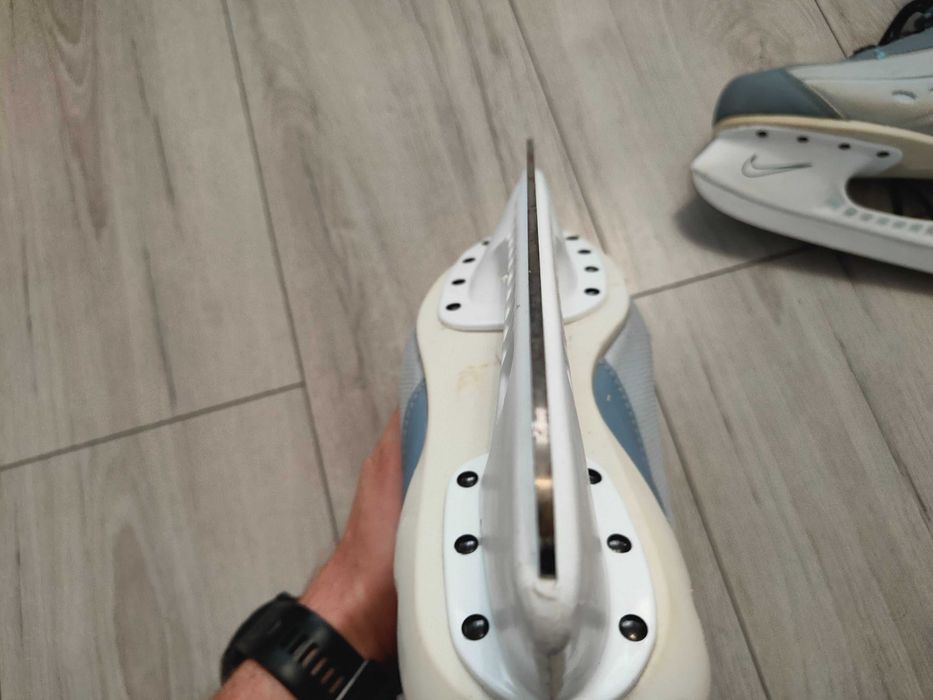 Łyżwy 42 Nike damskie Łyżwy rekreacyjne rozmiar 42 Nike (27 cm)