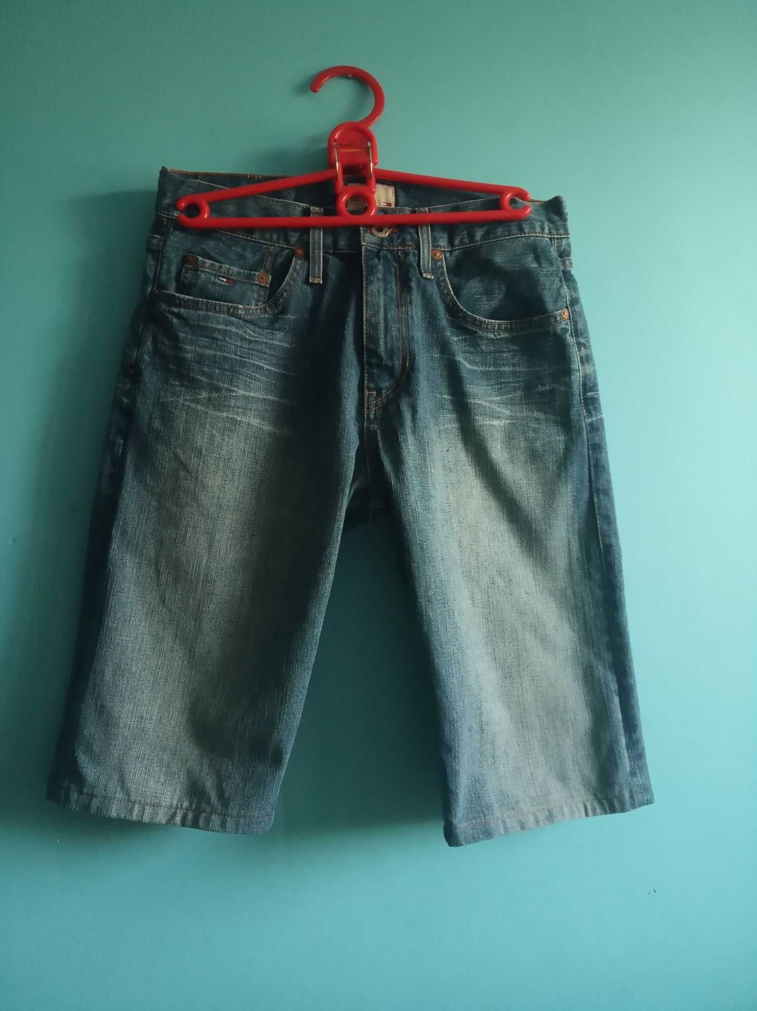 Spodenki jeansowe szorty męskie logowane W 30 L 36 -"Tommy Hilfiger ".