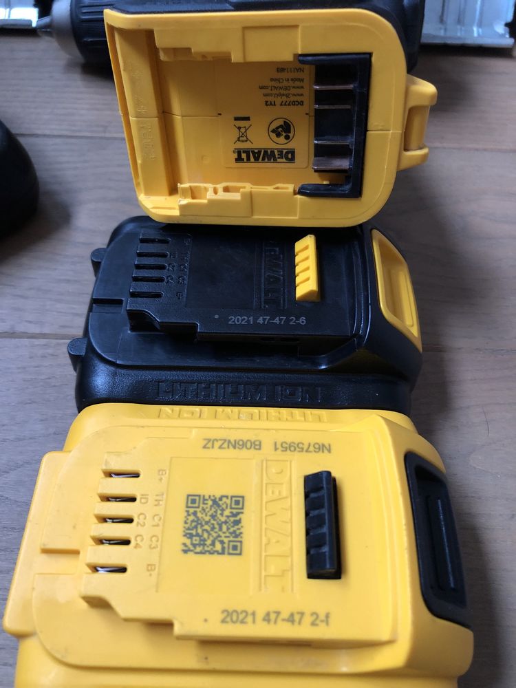 Безщітковий Акум.Шуруповерт Dewalt DCD 777