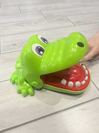 Гра для всієї сім’ї. Hasbro Elefun & Friends Crocodile Dentist