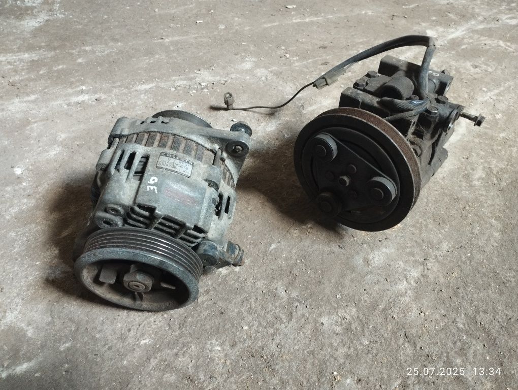 Компресор кондиціонера генератор Mazda  comprex