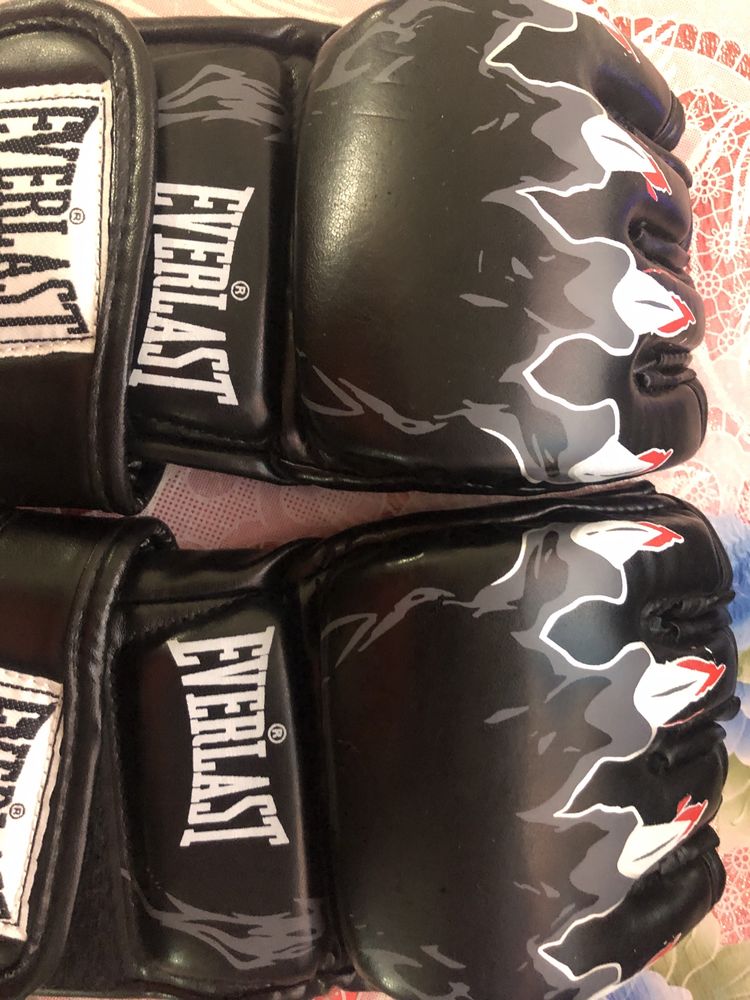 Продам битки everlast нові