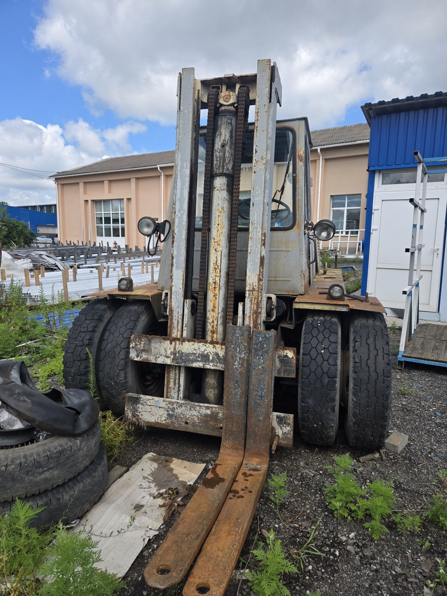 Продам погрущик львівський