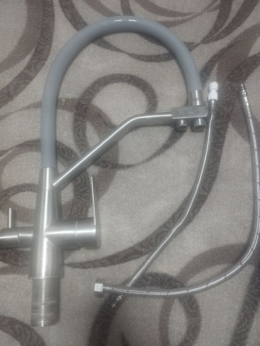 Змішувач , кран, на кухню Kroner.