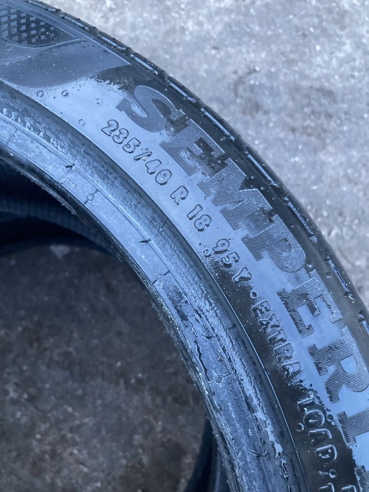 Продам Резину 235/40r18