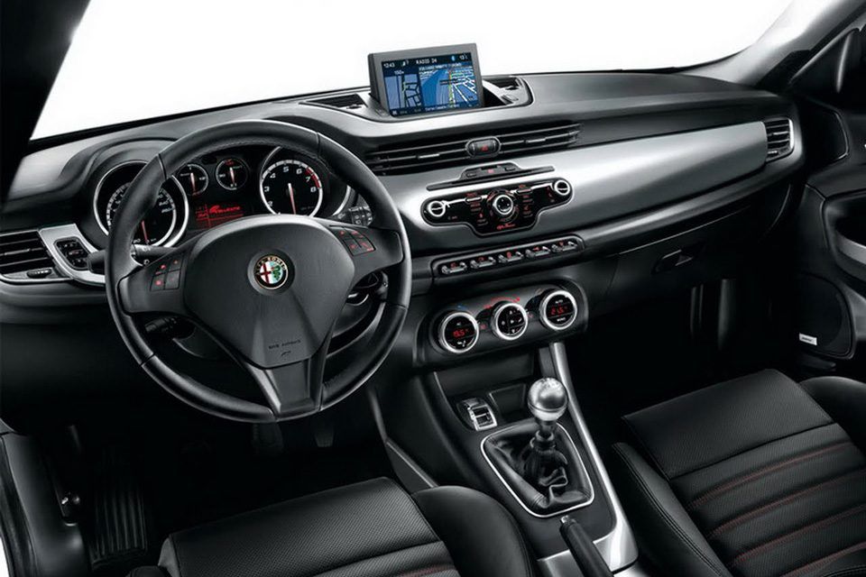 Display radionav Peugeot 308/3008/5008/RCZ, Alfa Romeo Giulietta