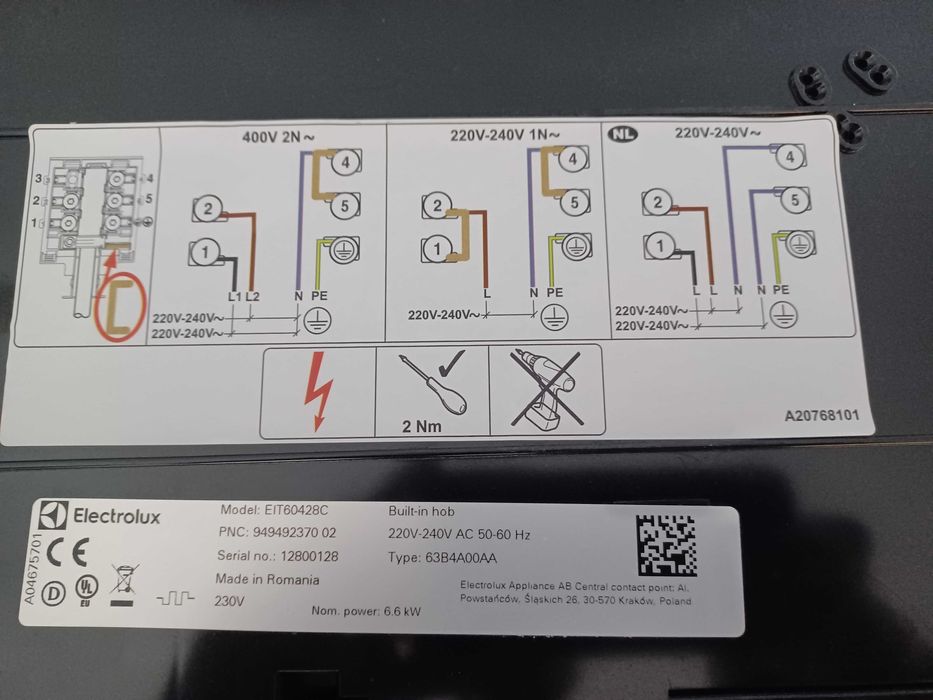 Pęknięta płyta indukcyjna electrolux