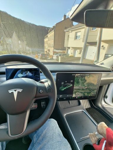 Кронштейн екрану тесла. Зміна кута монітору дисплей tesla