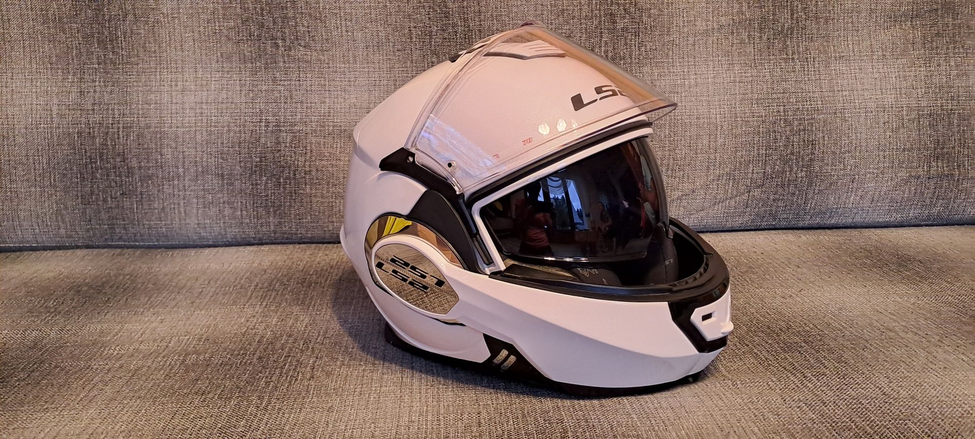 Kask motocyklowy ls2