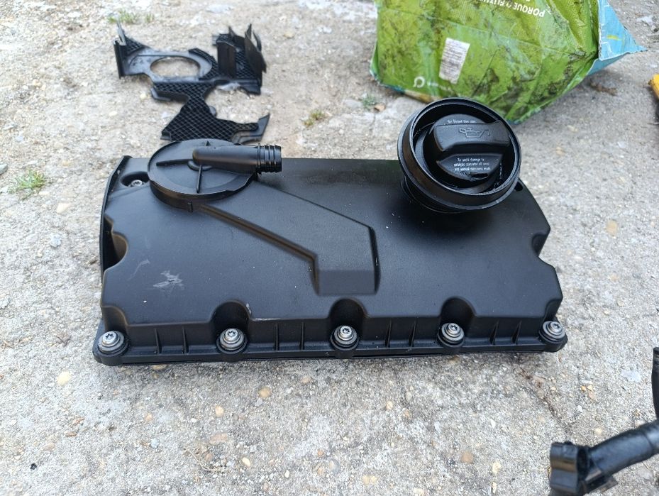 Tampa de válvulas PD 130