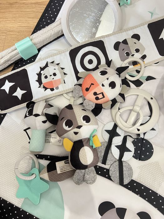 Розвиваючий килимок Tiny Love Нічна галявина