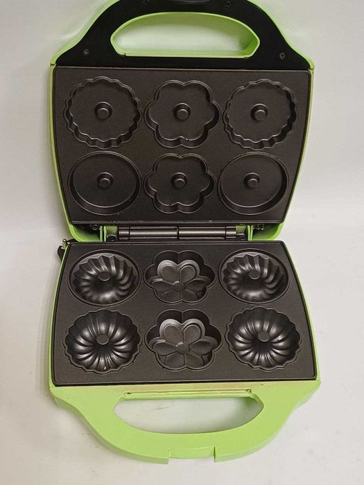 Вафельниця SW 235DC6-3