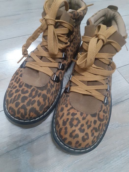 Buty w panterke roz. 39