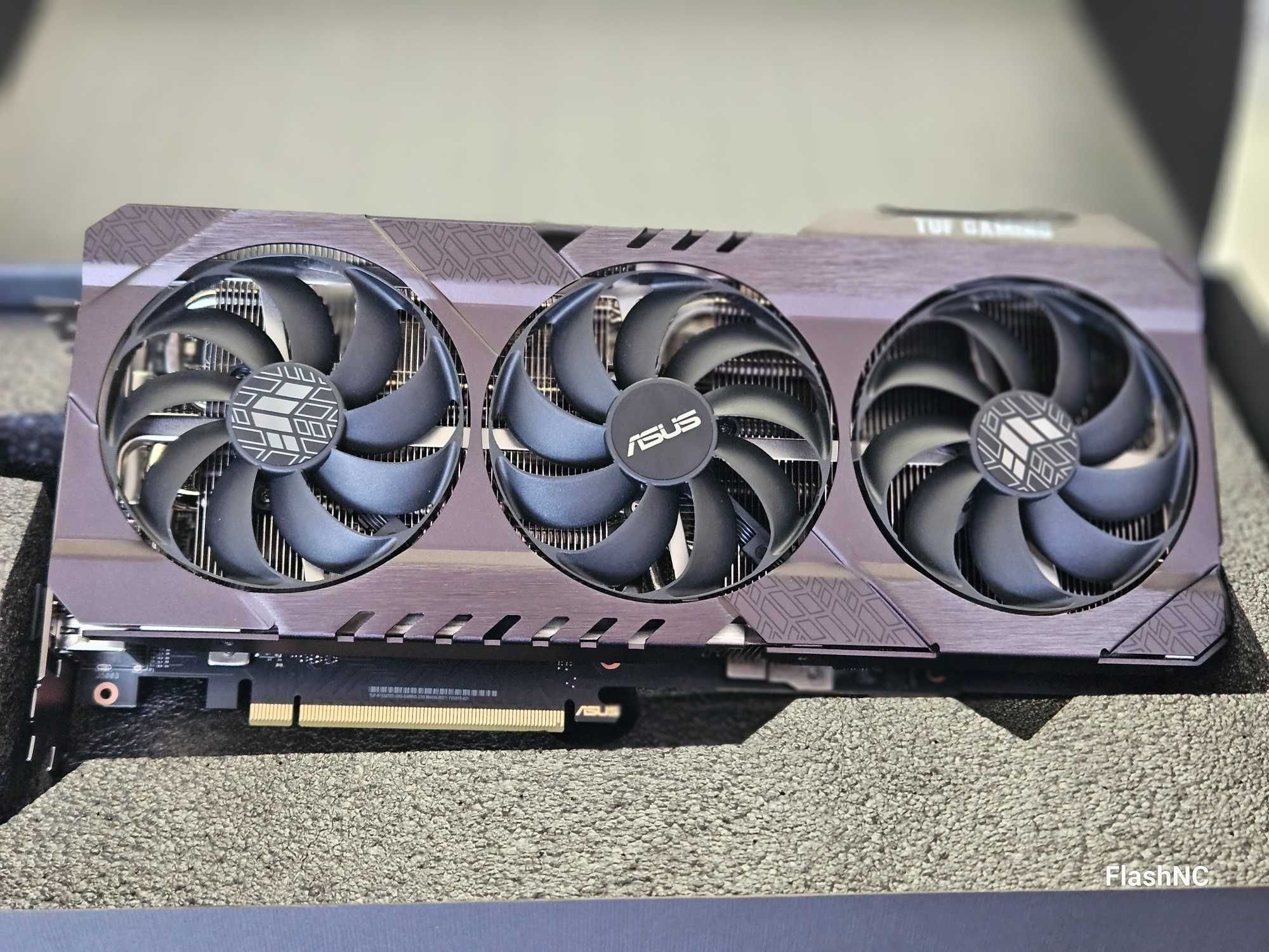 Placa gráfica Nvidia Asus Tuf Gaming OC 3070 TI ( NOVA )