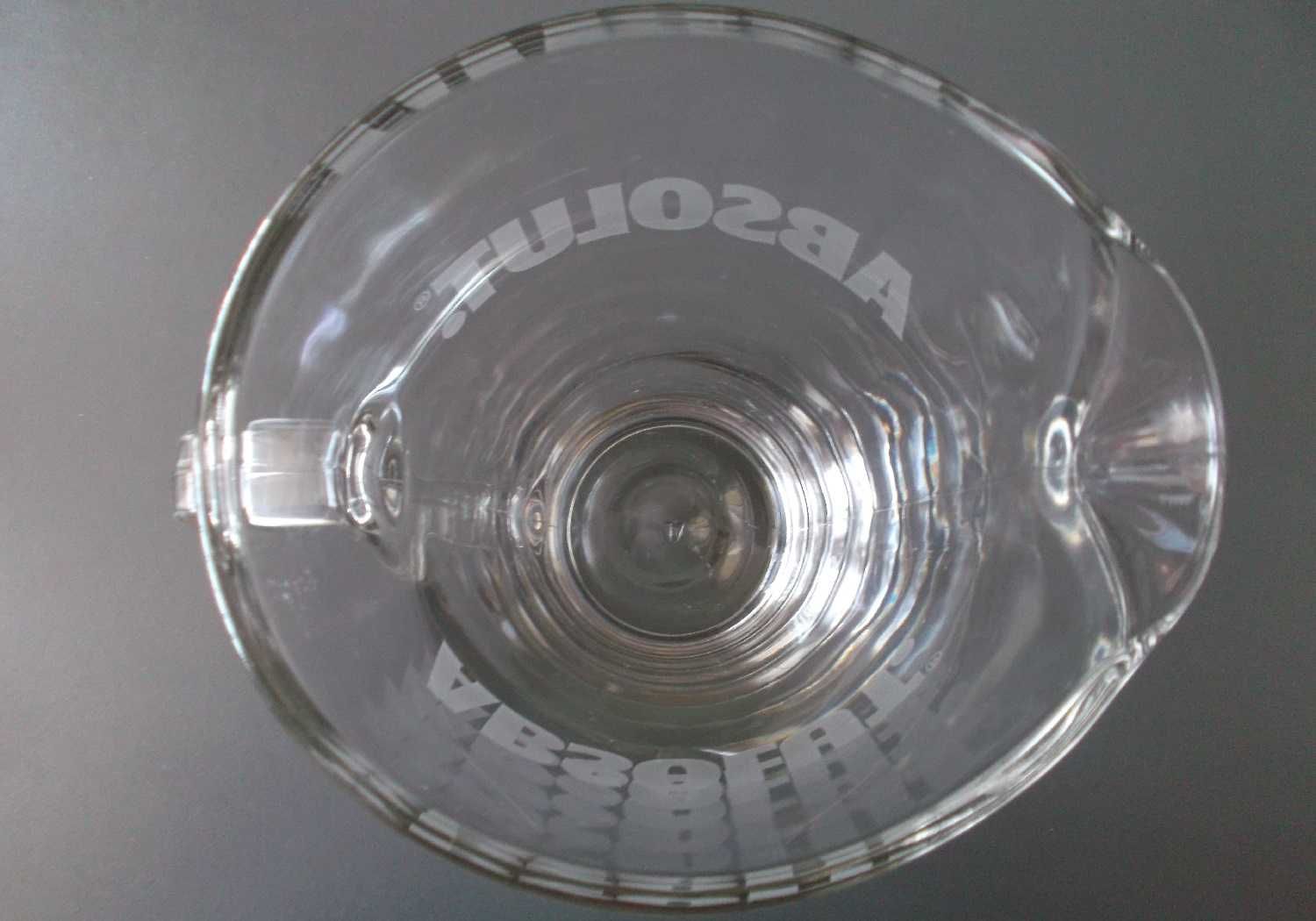Dzbanek szklany ABSOLUT do wody i różnych napojów poj. 1,5l