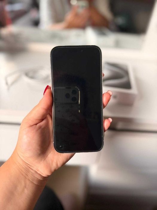 IPhone 15 PRO 128GB / Zadbany / Jak nowy / Tytanowa Biel / 91% baterii