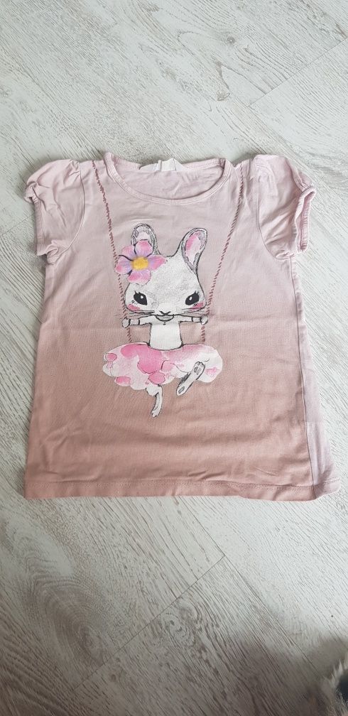Koszulka H&M z króliczkiem króliczek roz. 110 - 116