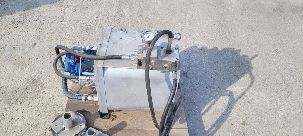 Agregat hydrauliczny REXROTH 220 bar 5.5 l/min 3kW