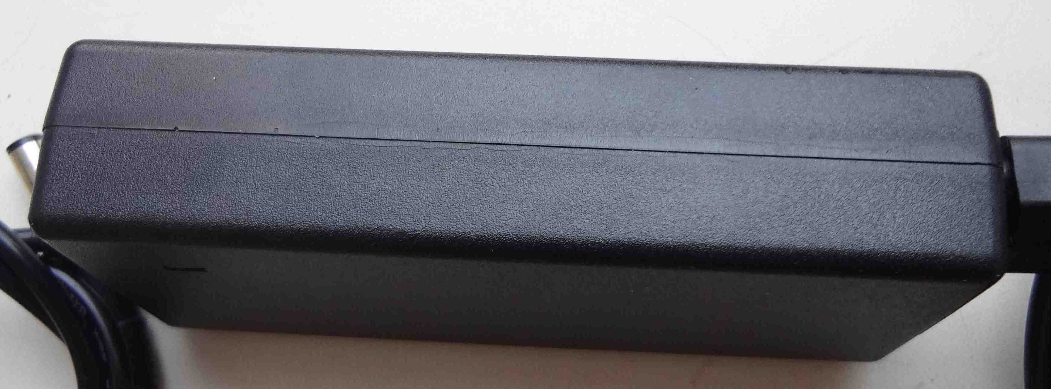 Блок питания PA-1650-02HC 19V 4.74A зарядное устройство
