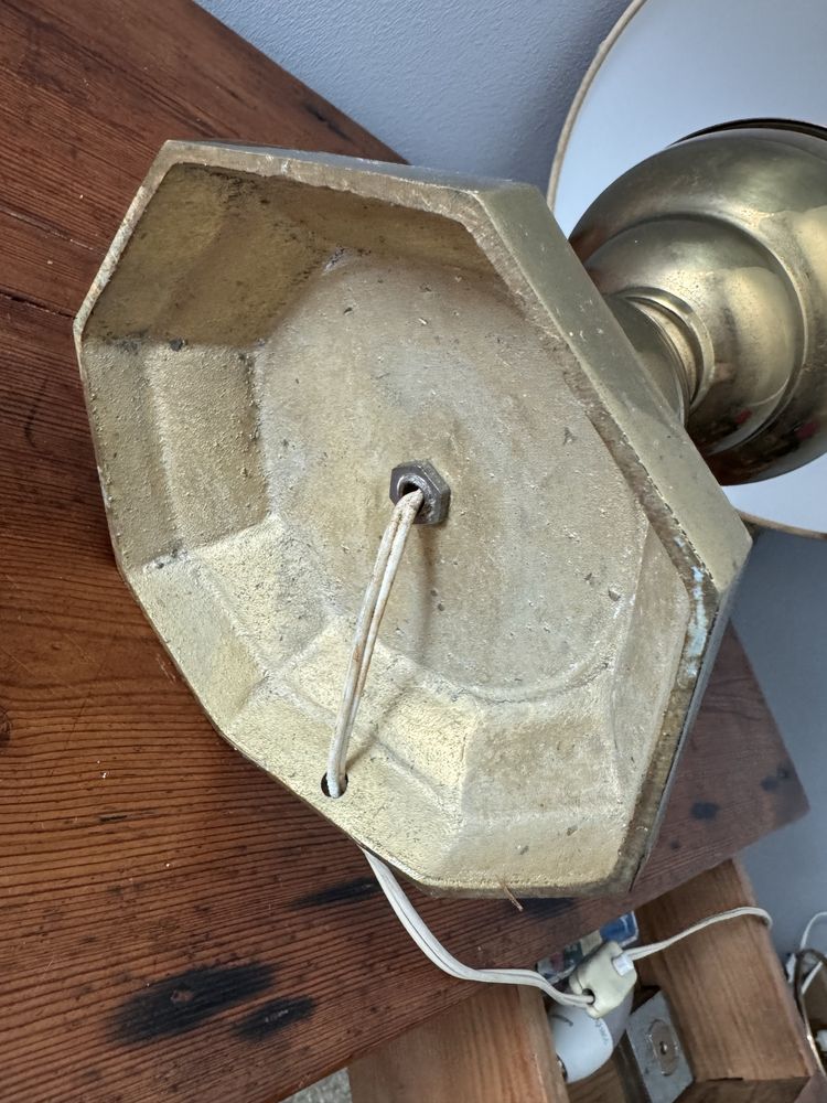 Vintage Latão Maciço muito antigo candeeiro mesa