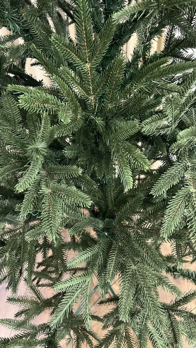 Ялинка штучна лита 2,5 м