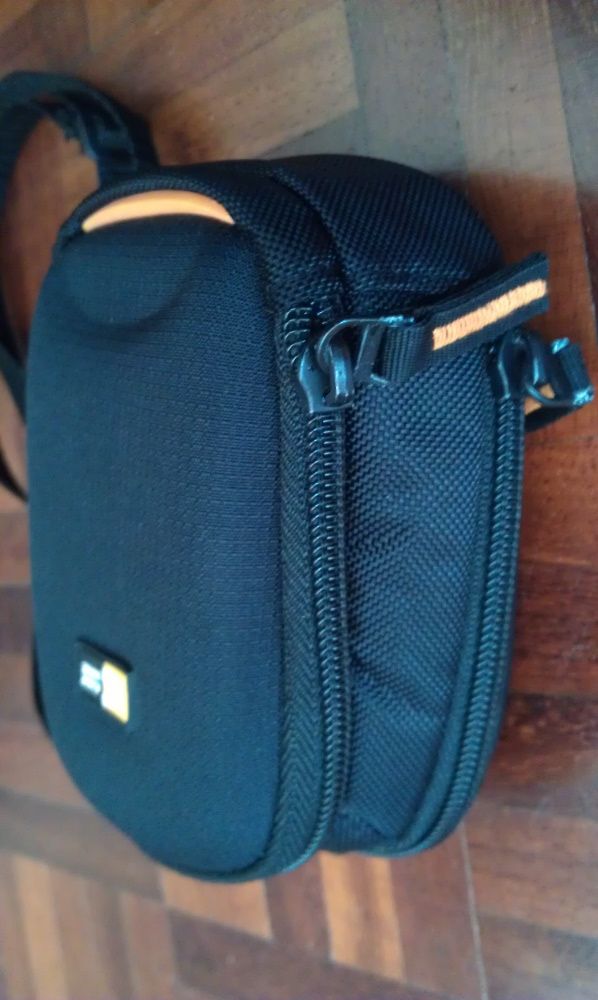 Bolsa Case Logic para Máquina Fotográfica compacta