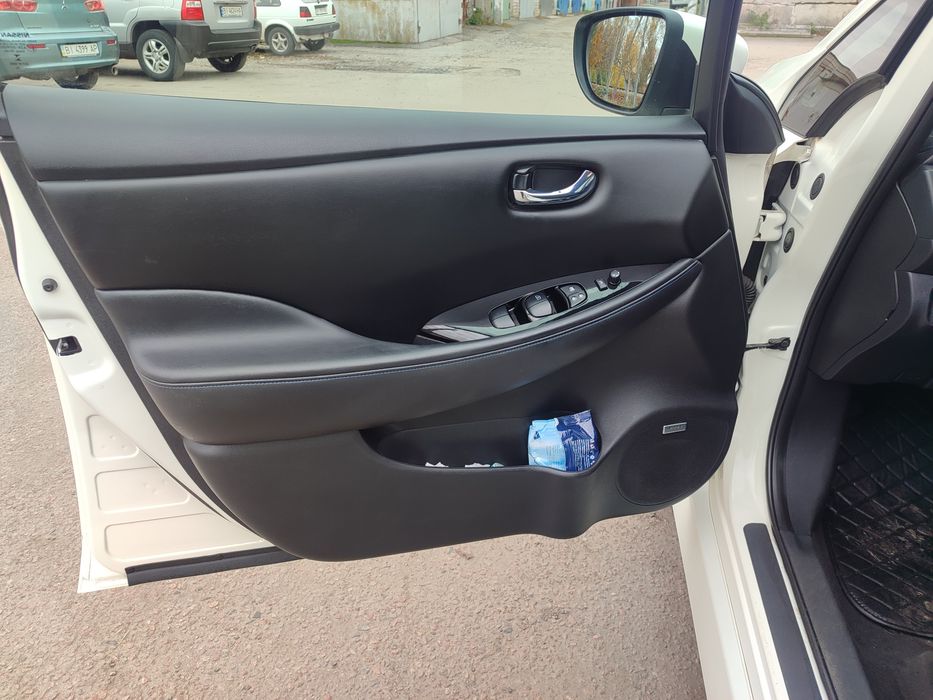 Nissan leaf 09.12.2019 рік 62kw
