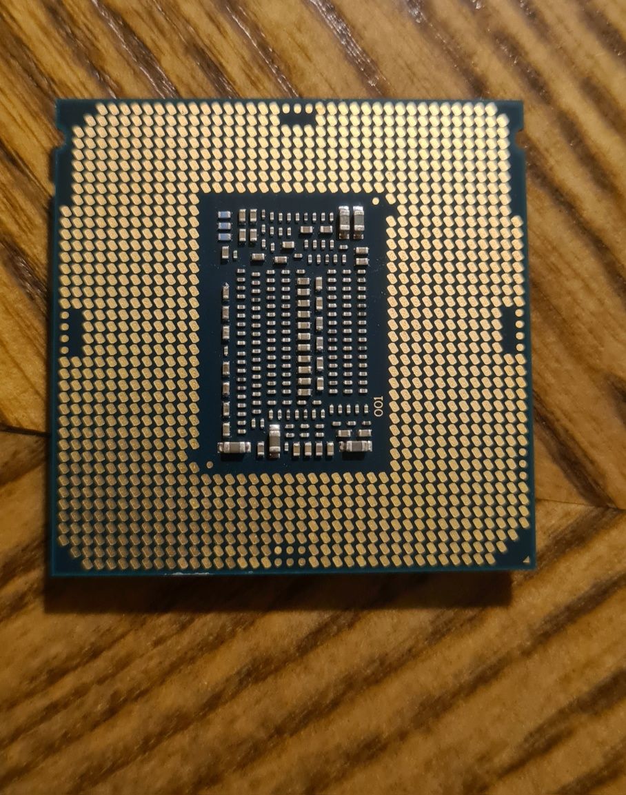 Продам Intel pentium G5400 3,7GHZ