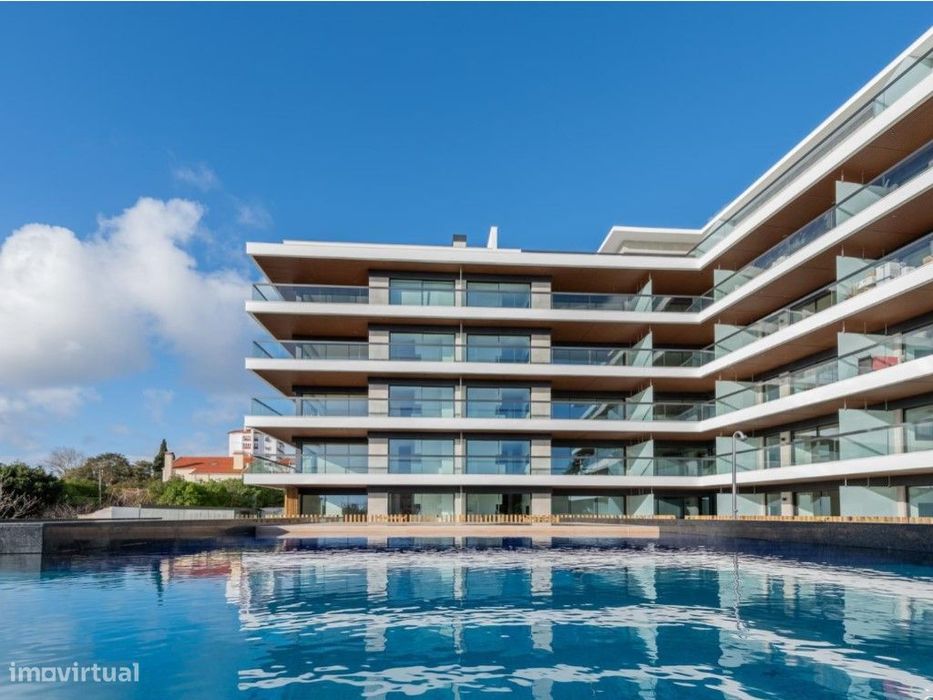 Apartamento T2 com móveis, novo a estrear, inserido em Condomínio f...