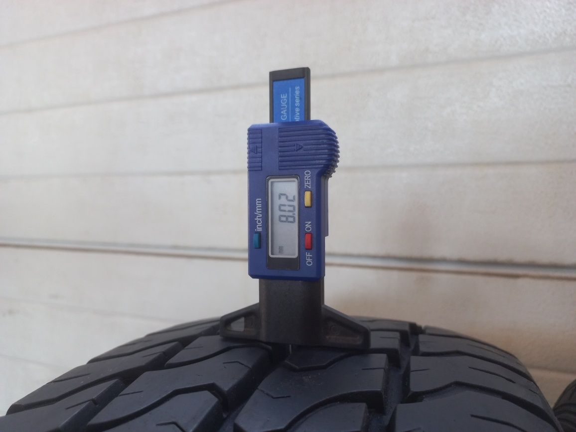 Opony letnie Dunlop 215/65/16C 109/107T