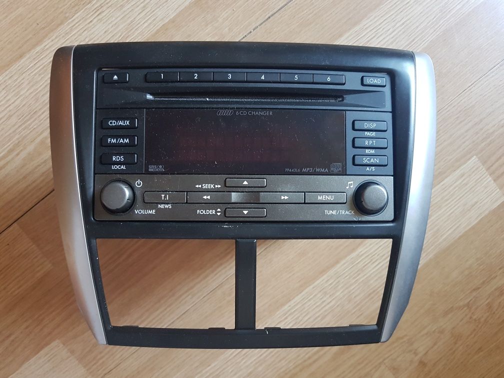 Автомагнитола для Subaru Forester 6 CD дисков