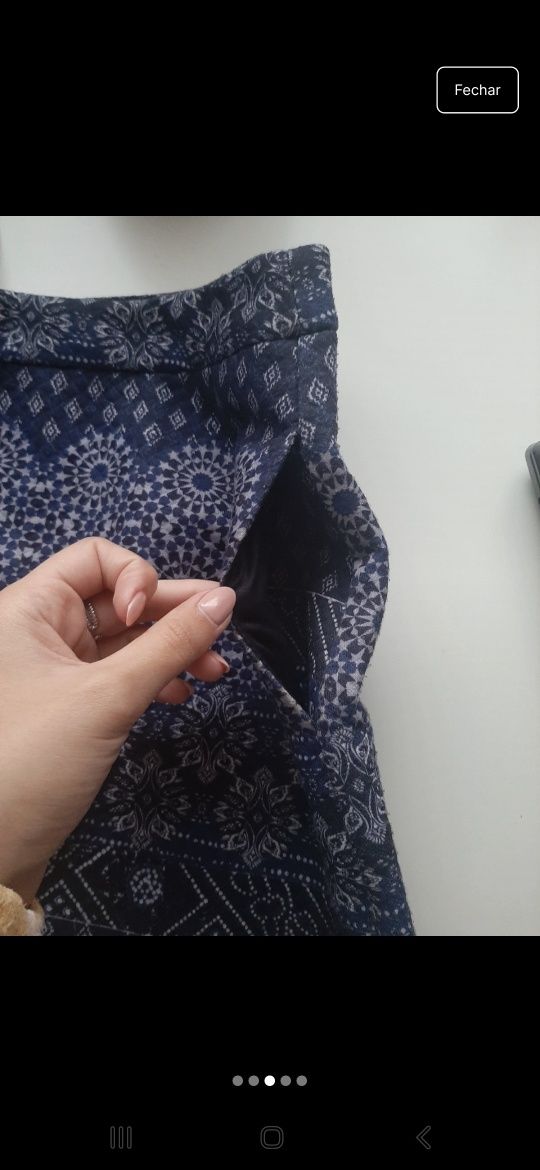 Saia curta azul mulher