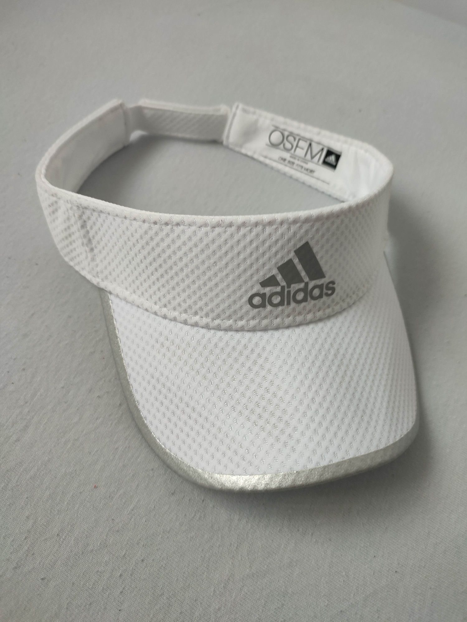 Daszek sportowy Adidas