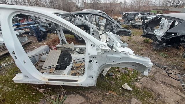 Четверть передняя правая FORD FUSION MK5 13- GG9Z16054A