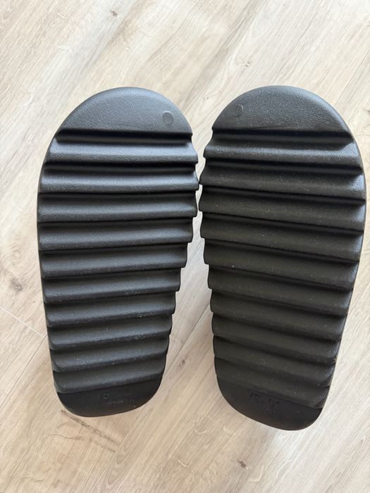 Klapki Yeezy slide 14