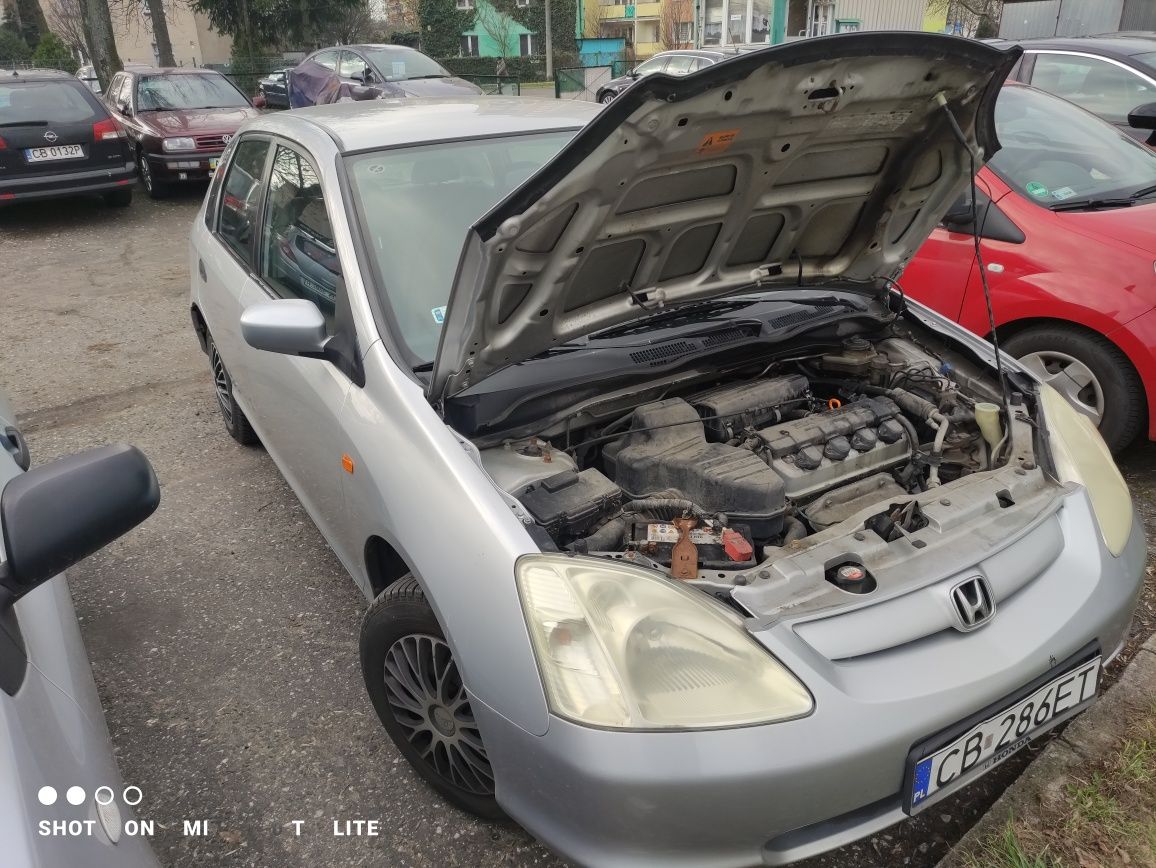 Honda Civic 2005 r 1.4 kat klimatyzacja