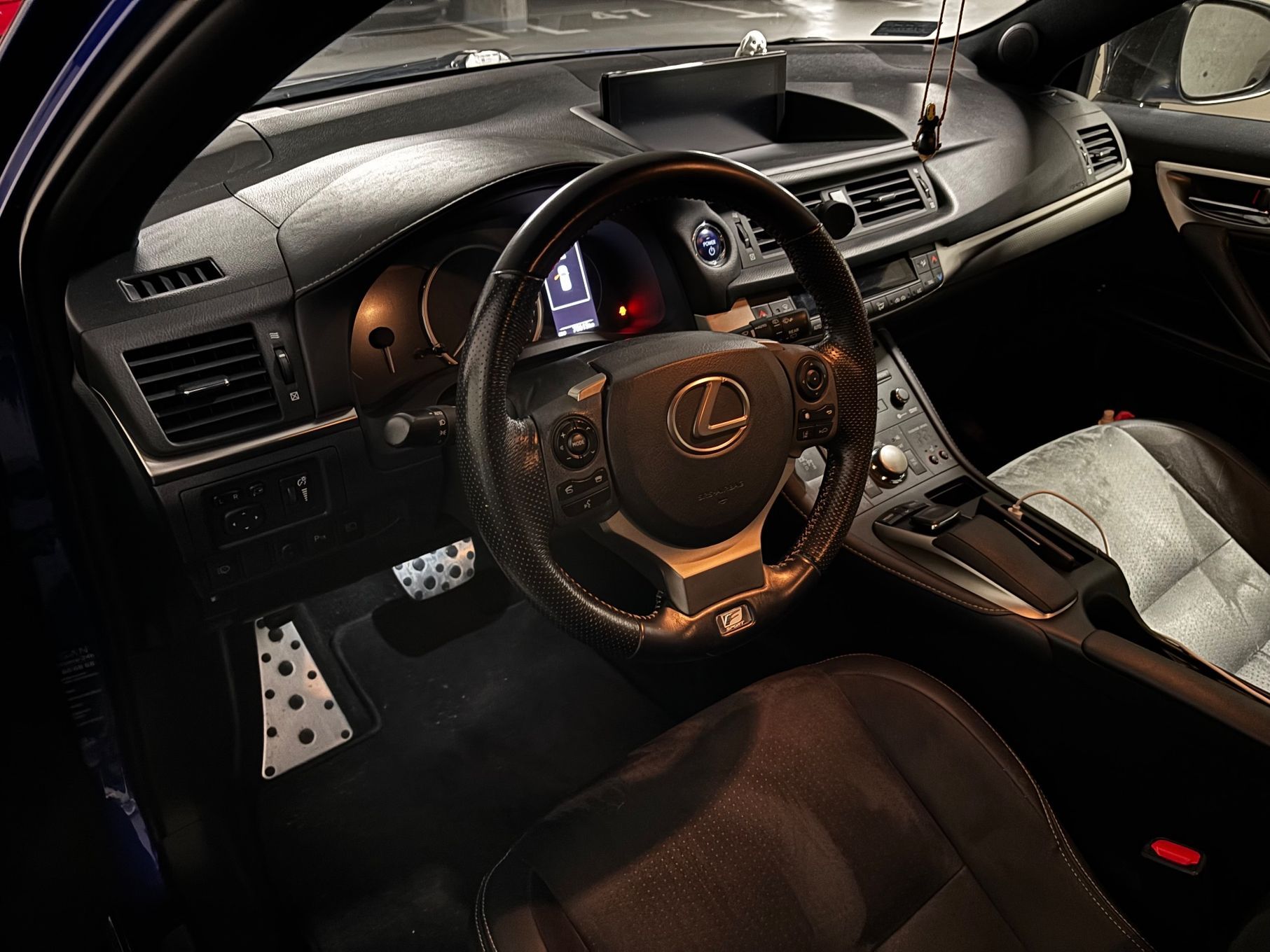 Lexus CT Lexus CT200h F-Sport | CarPlay, pełna historia serwisu ASO