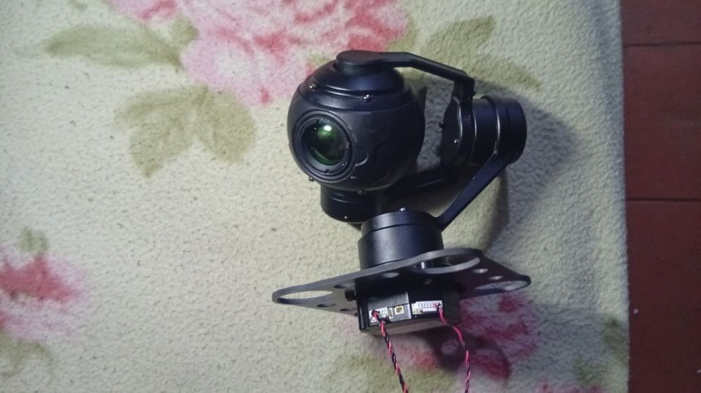 TOPOTEK KIP640G19 - Тепловізор з об'єктивом 19 мм 640*512 з 3-осьовим